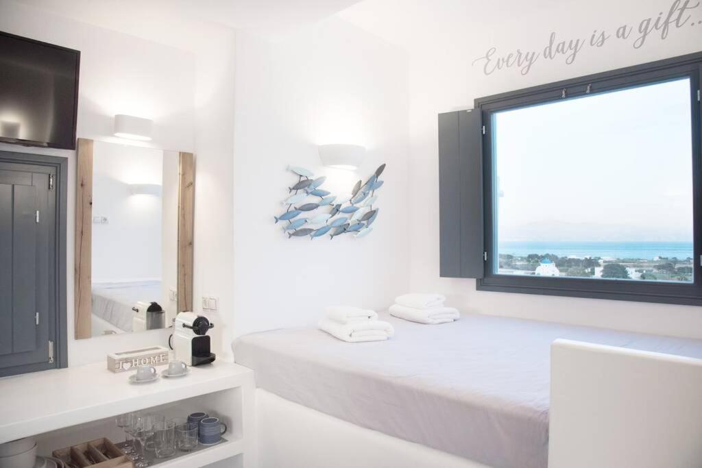 Sunny Studio W.Breathtaking Naxos Views In Isterni Isterni (Paros) Exterior photo