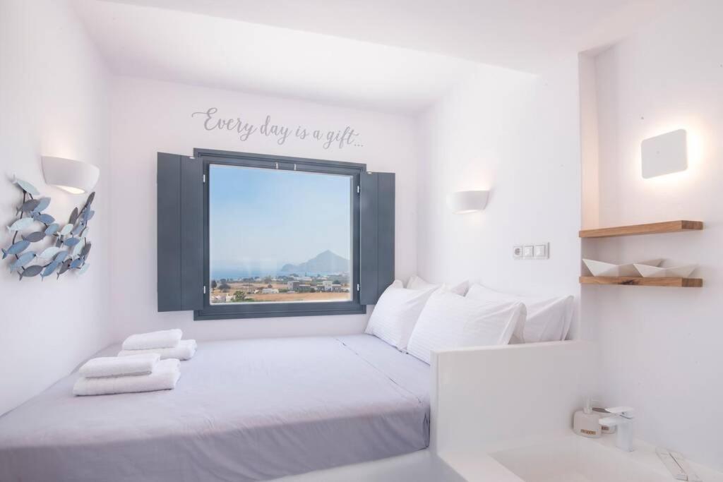 Sunny Studio W.Breathtaking Naxos Views In Isterni Isterni (Paros) Exterior photo