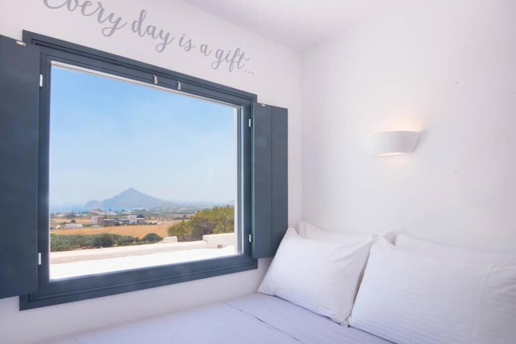 Sunny Studio W.Breathtaking Naxos Views In Isterni Isterni (Paros) Exterior photo
